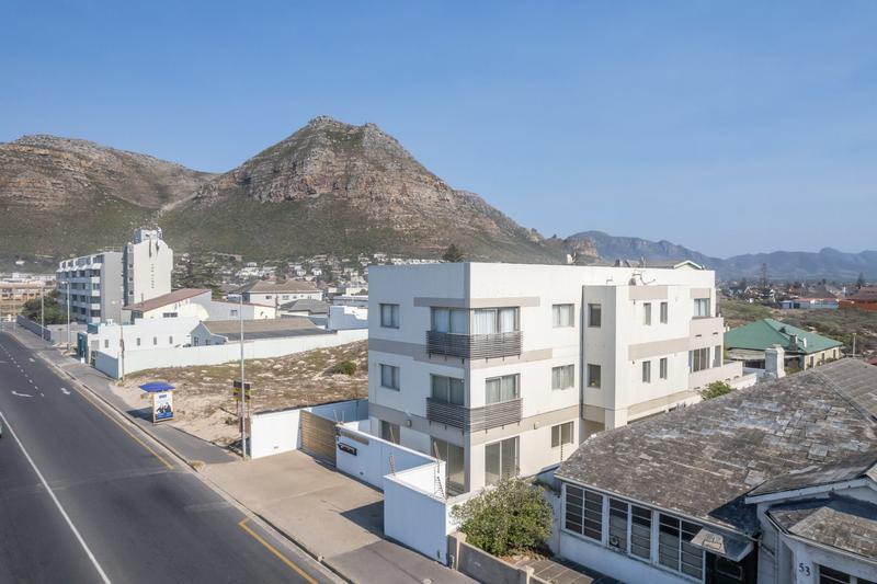 To Let 2 Bedroom Property for Rent in Muizenberg Western Cape